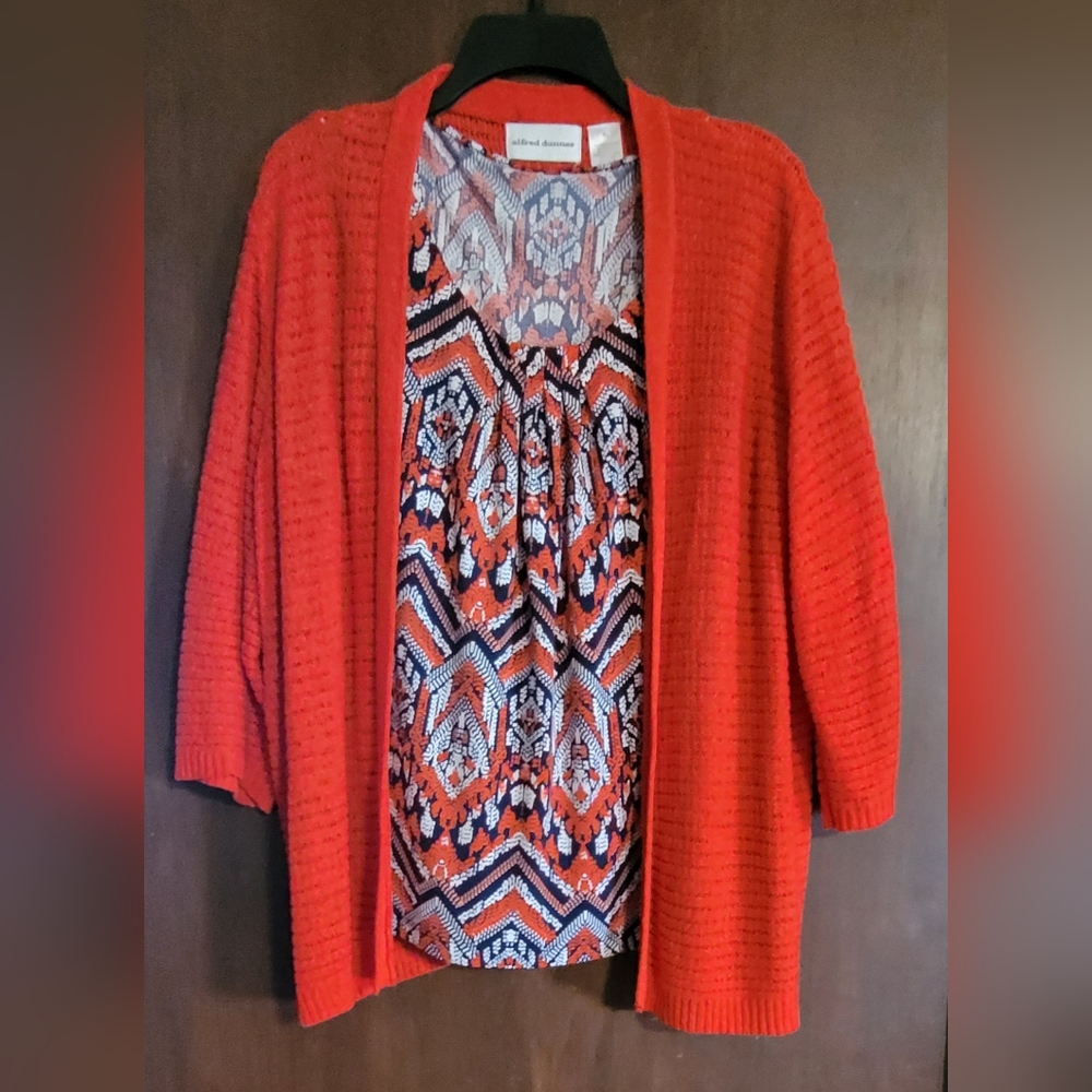 Ladies  (2 piece)  "alfred dunner"  Top  XL